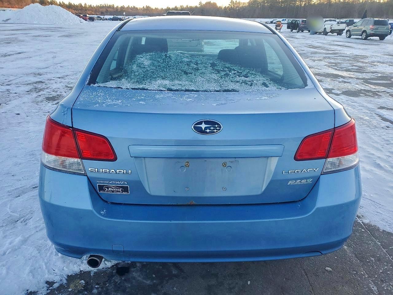 2010 SUBARU Legacy