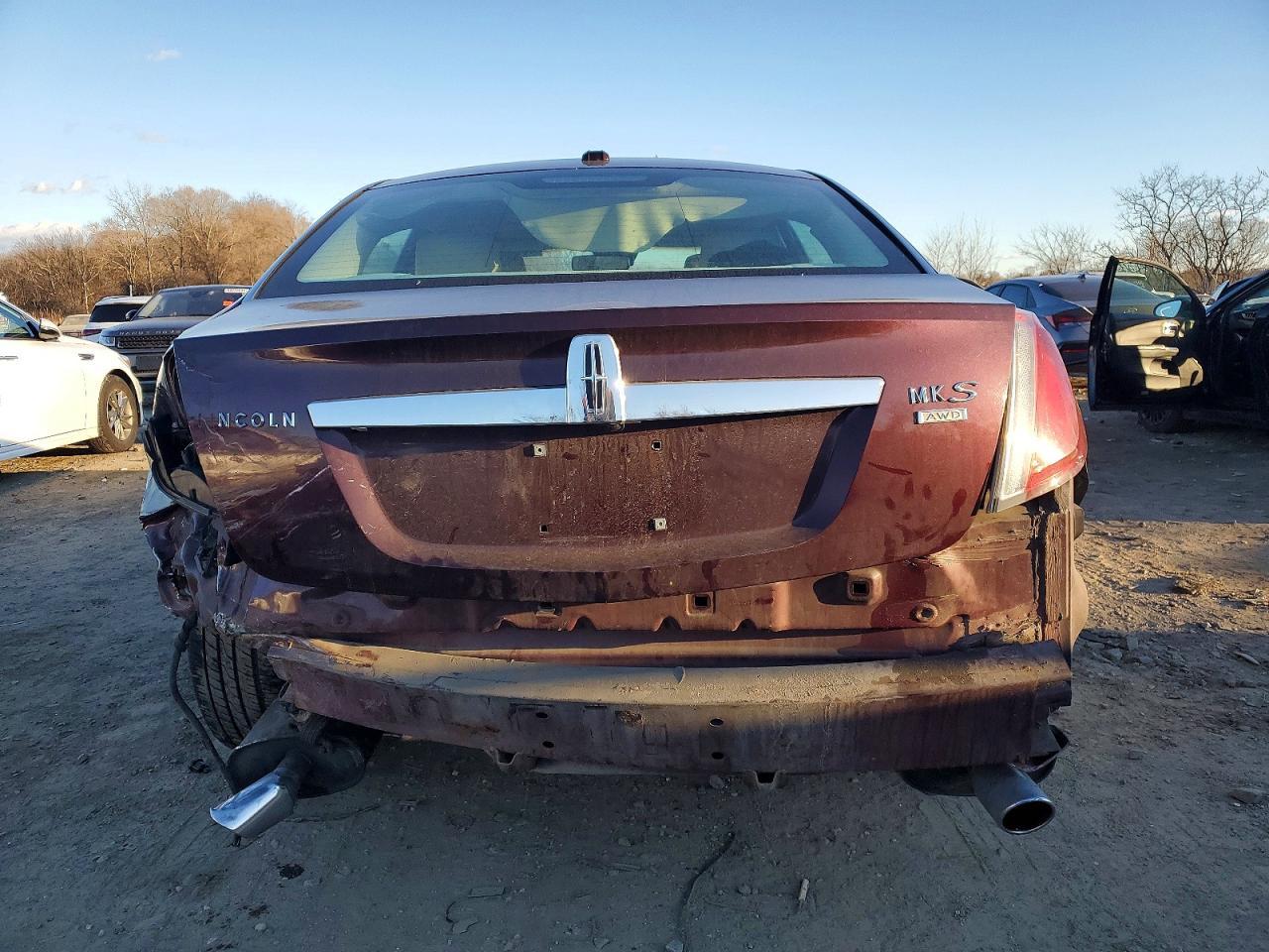 2011 LINCOLN MKS