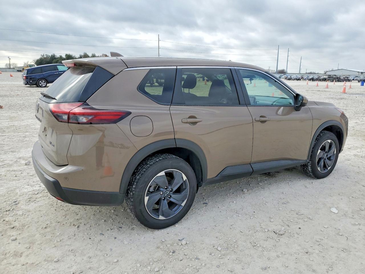 2024 NISSAN ROGUE