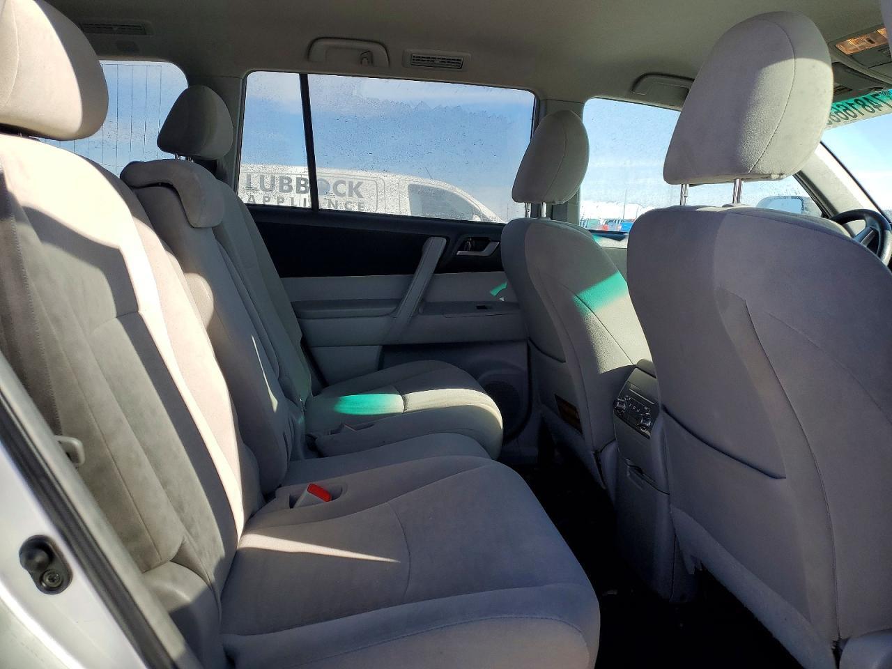 2013 TOYOTA HIGHLANDER