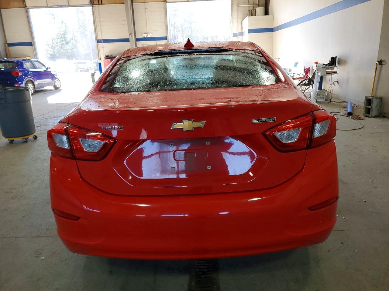 2018 CHEVROLET CRUZE