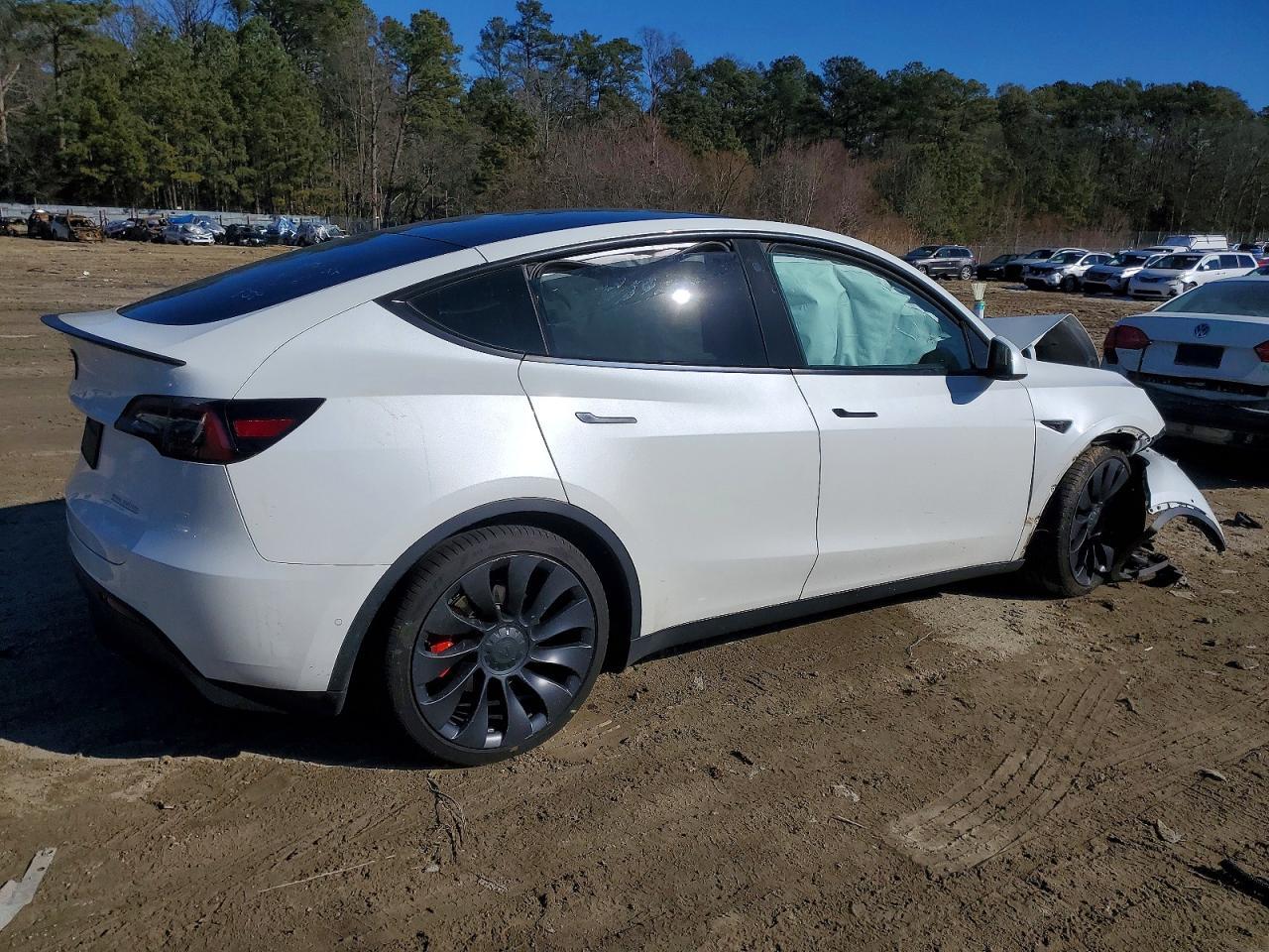 2022 TESLA MODEL Y