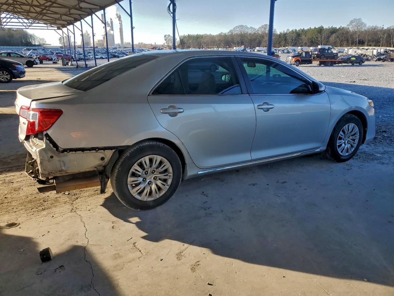 2012 TOYOTA CAMRY