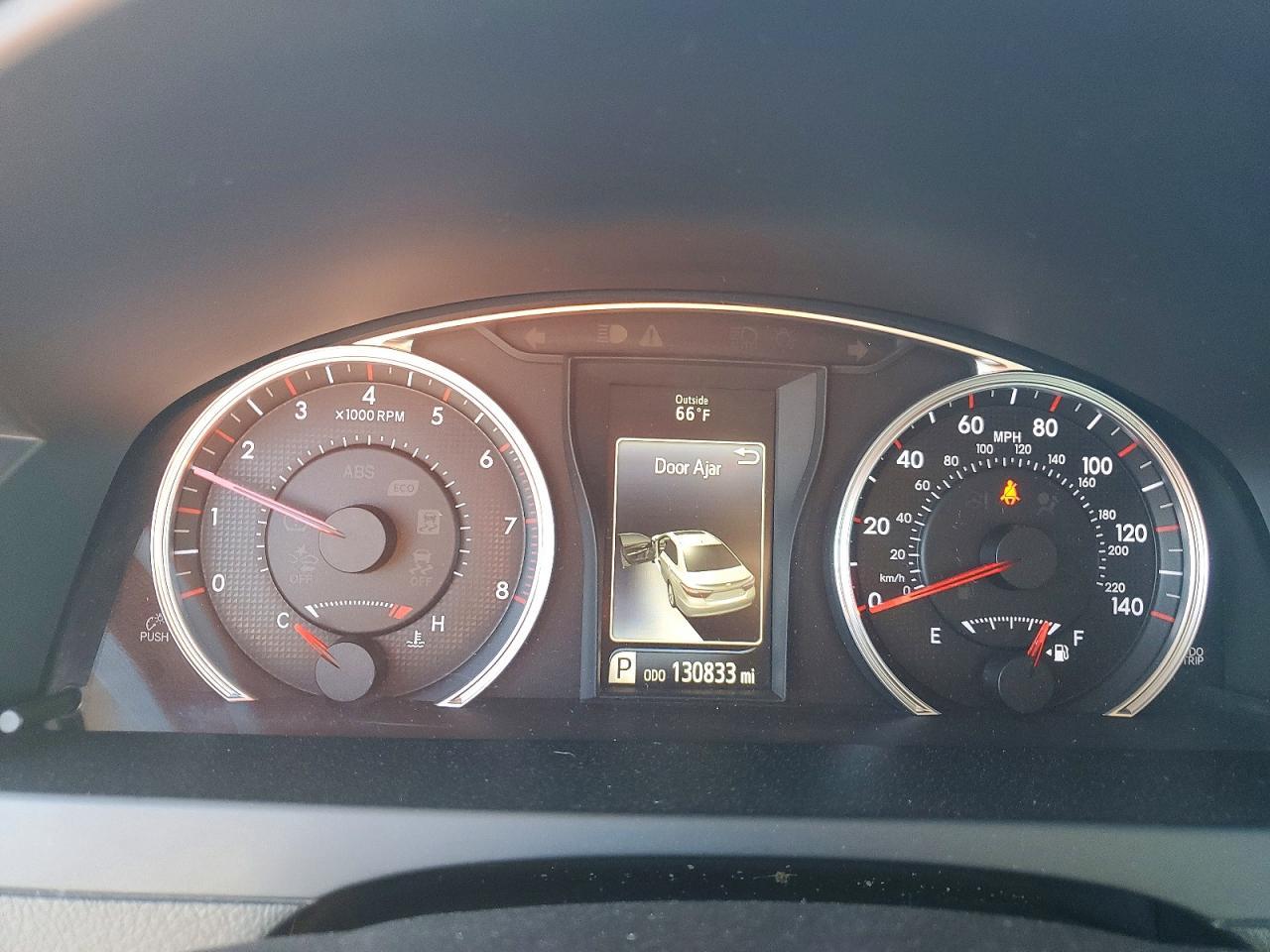 2016 TOYOTA CAMRY