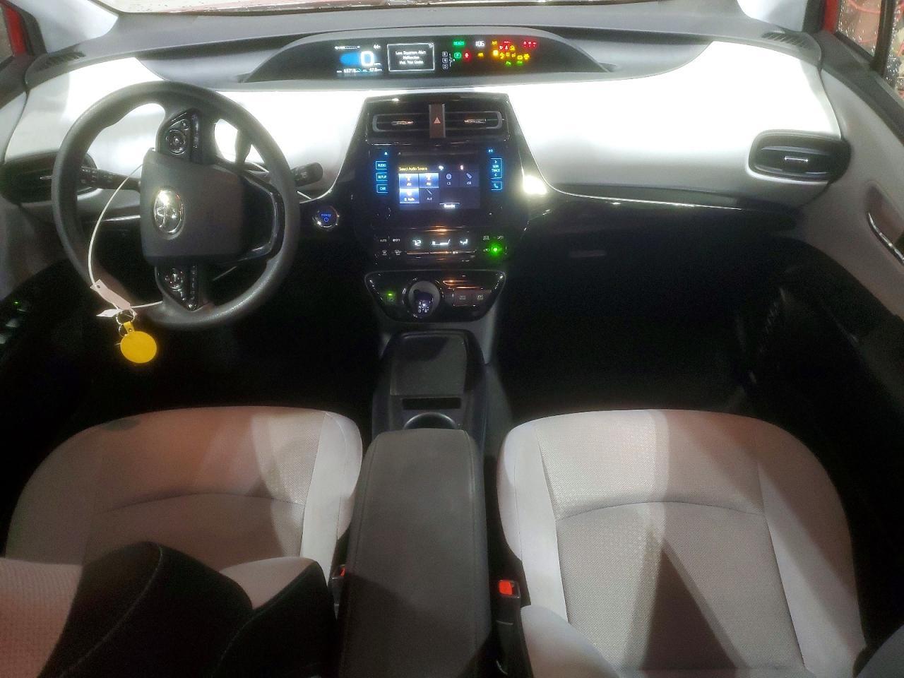 2019 TOYOTA PRIUS