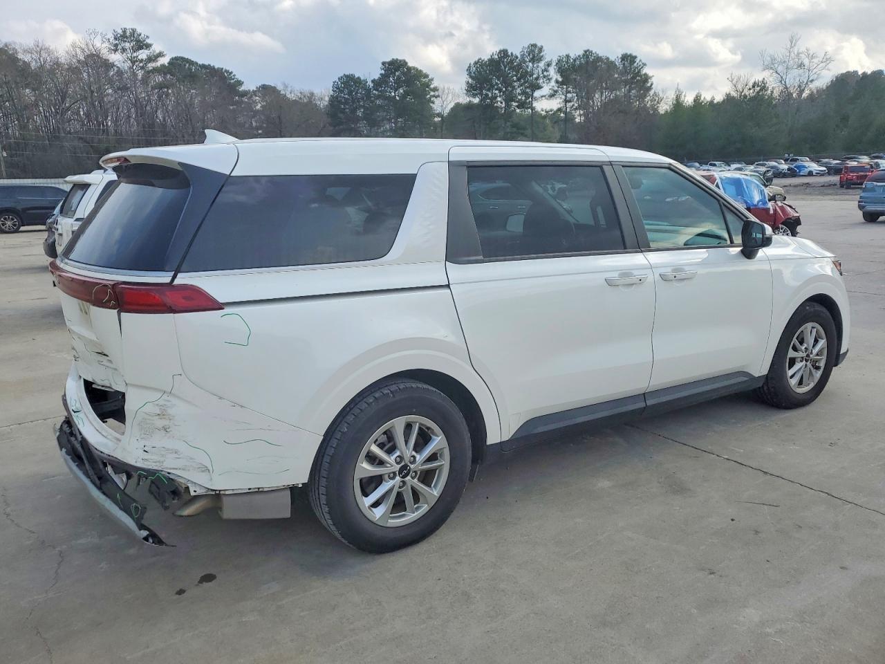 2023 KIA Carnival