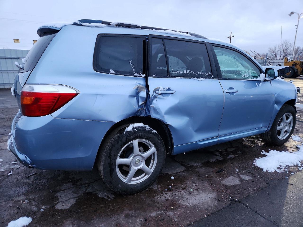 2010 TOYOTA HIGHLANDER