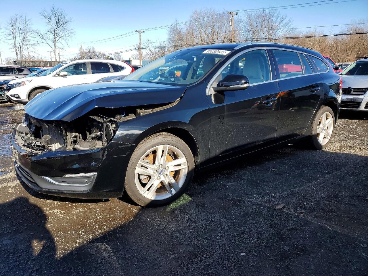 2015 VOLVO V60