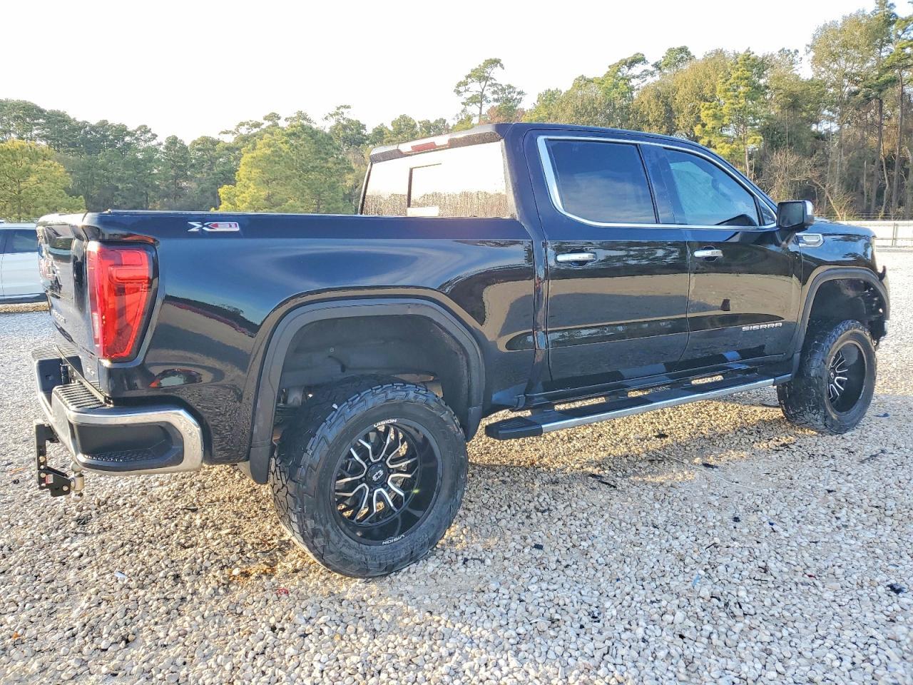 2023 GMC Sierra