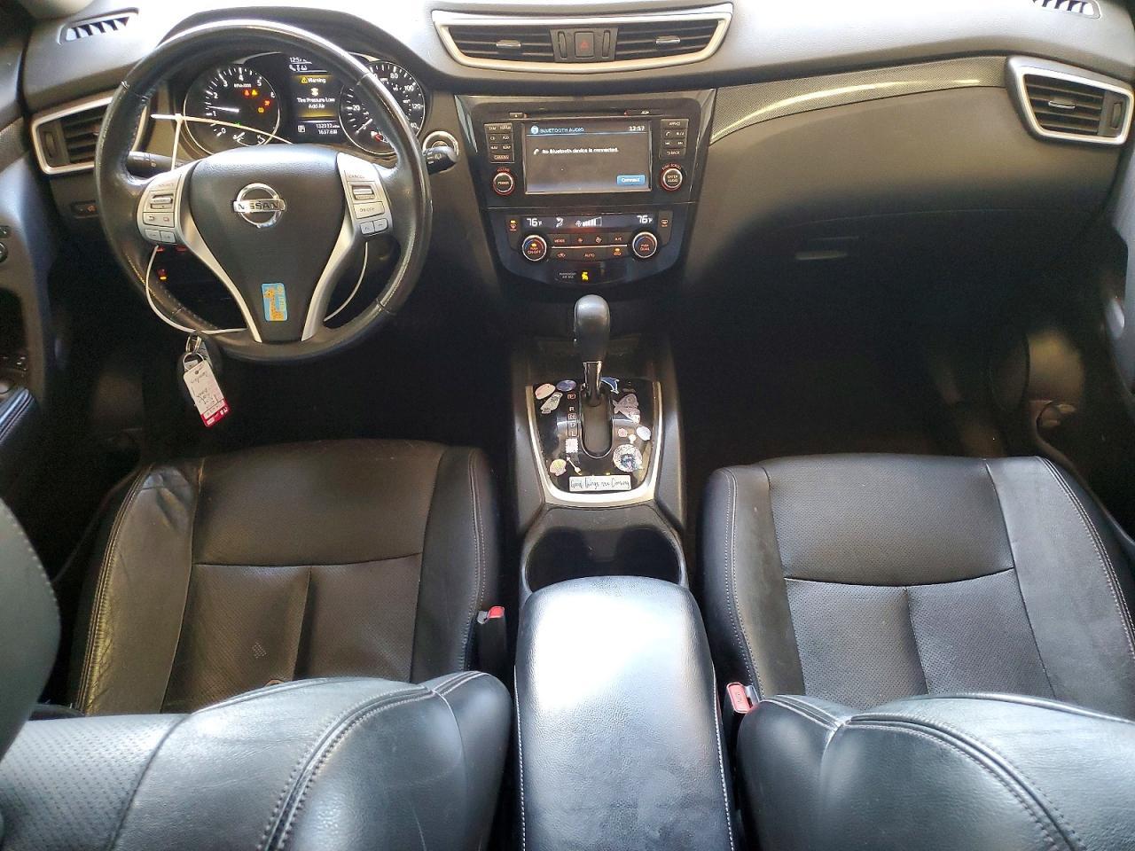 2015 NISSAN ROGUE