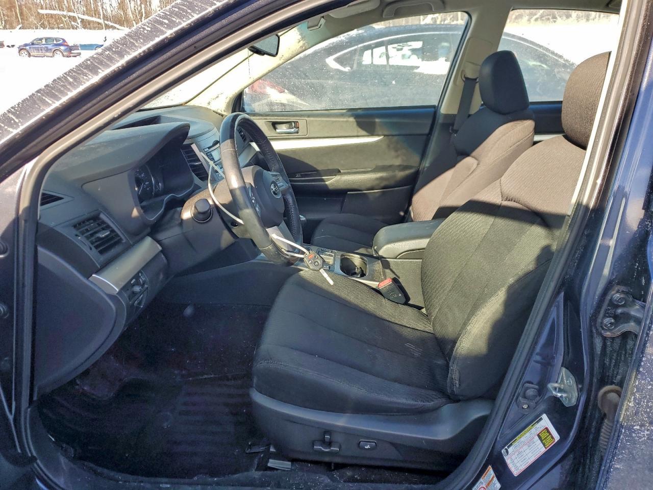 2010 SUBARU Legacy