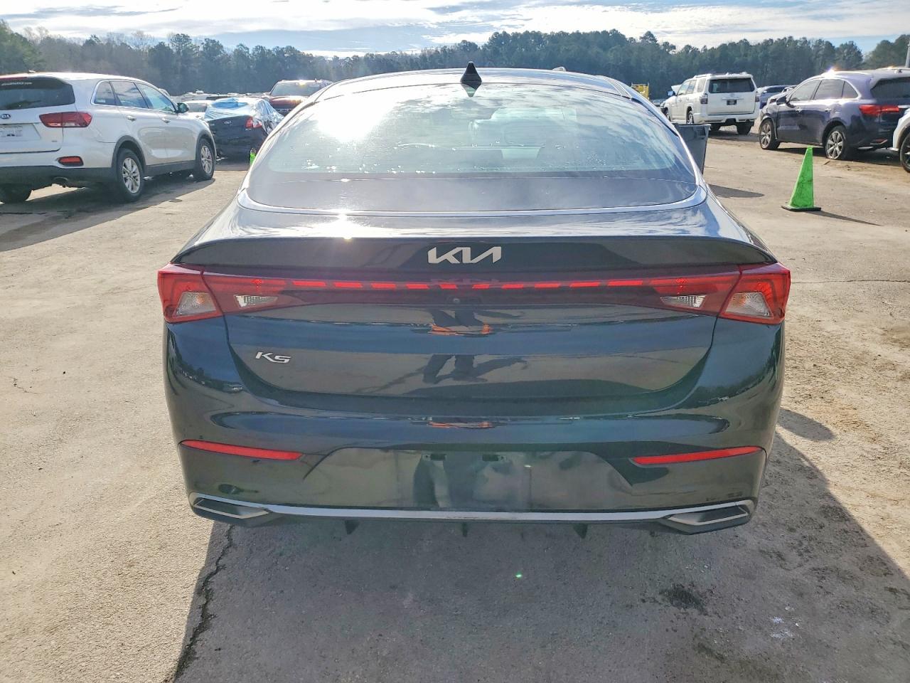 2022 KIA K5