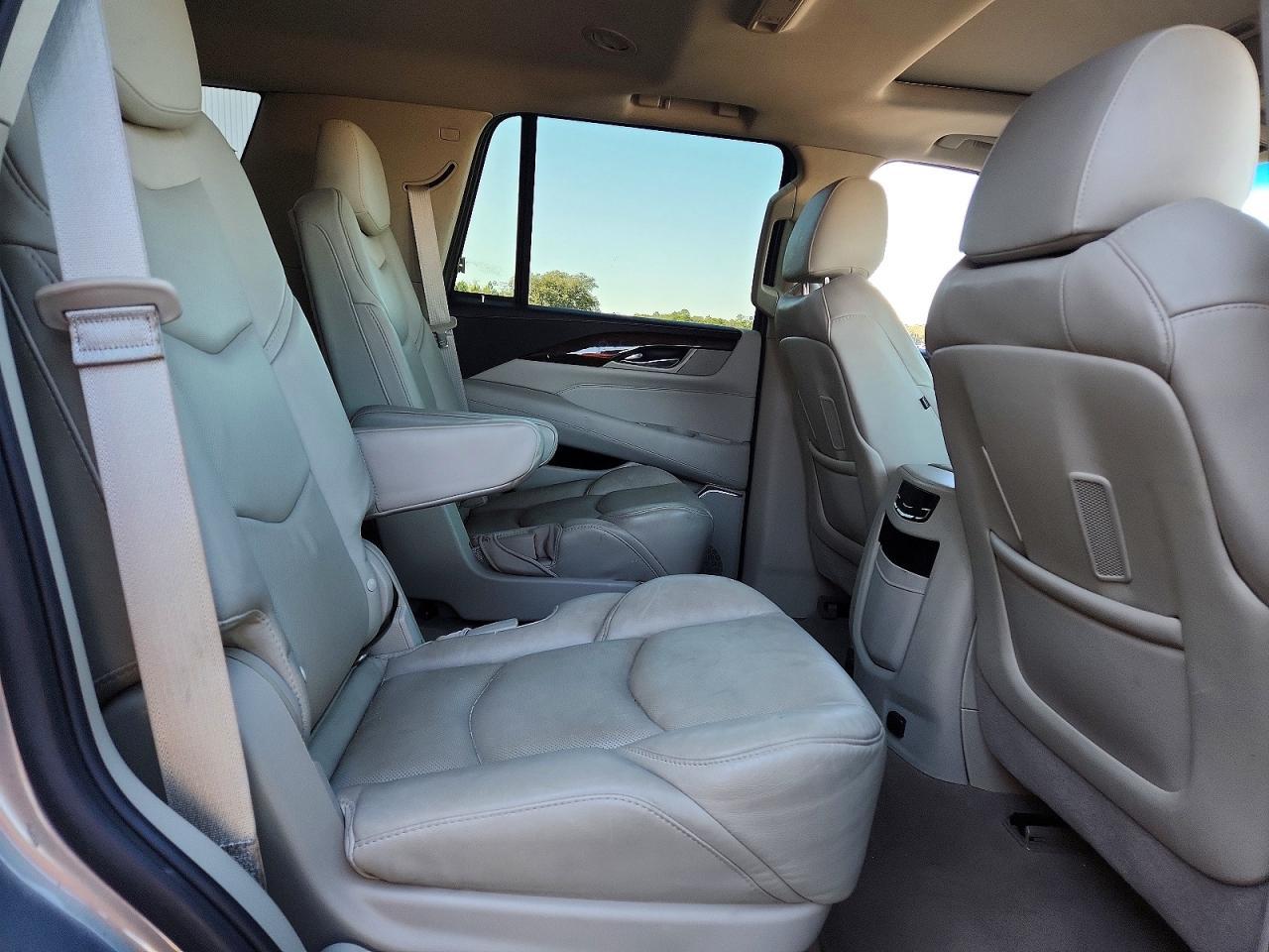 2018 CADILLAC ESCALADE