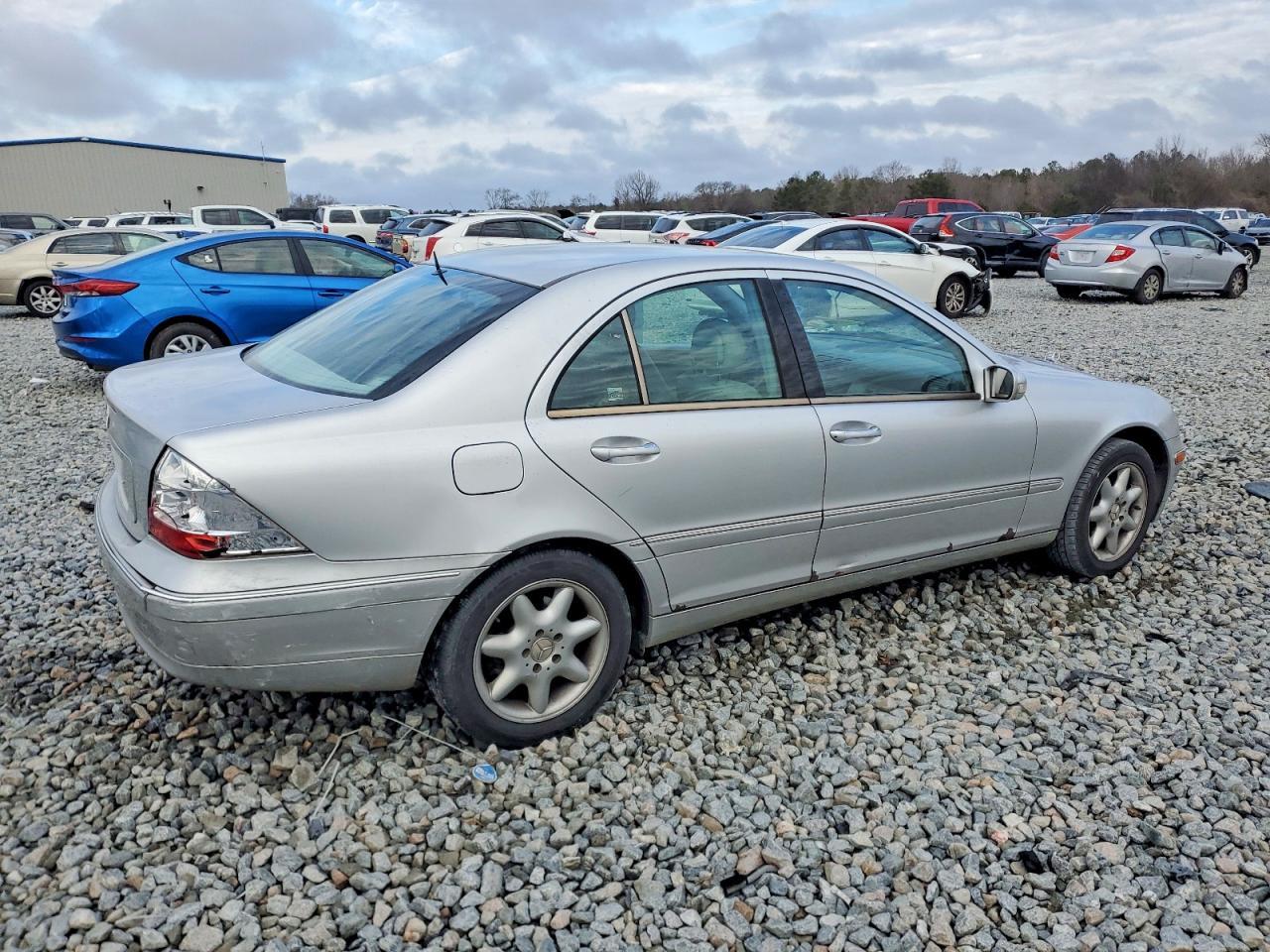 2002 MERCEDES-BENZ C-CLASS