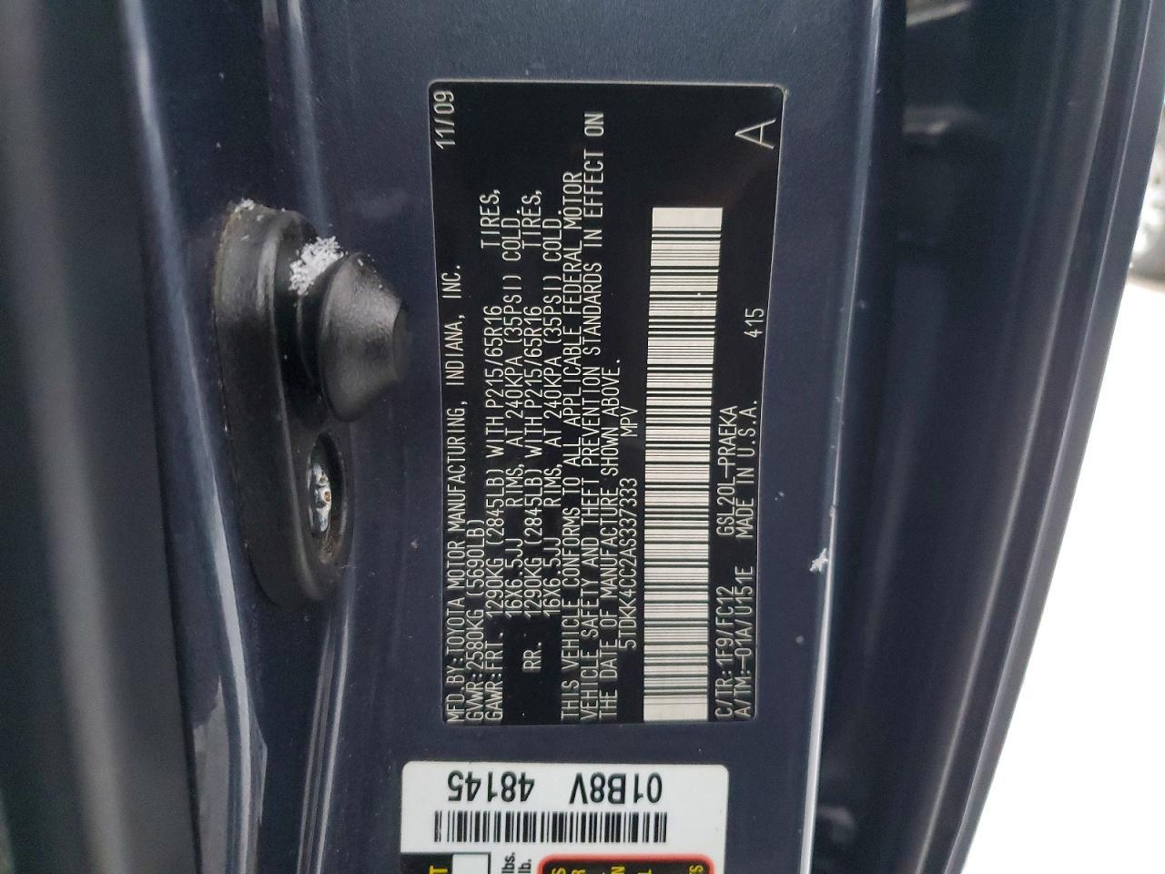 2010 TOYOTA SIENNA