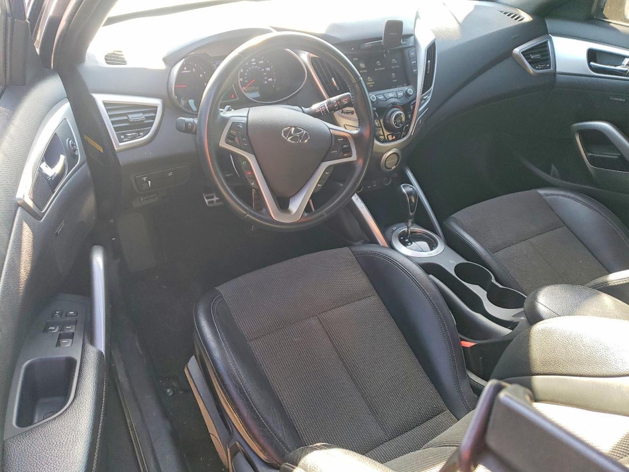 2016 HYUNDAI VELOSTER