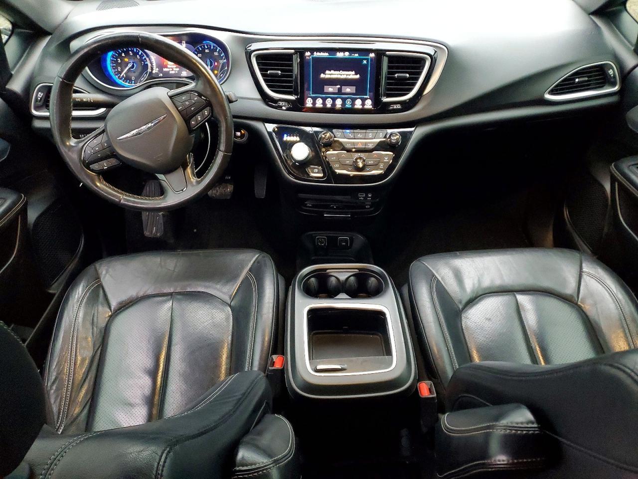 2020 CHRYSLER Pacifica