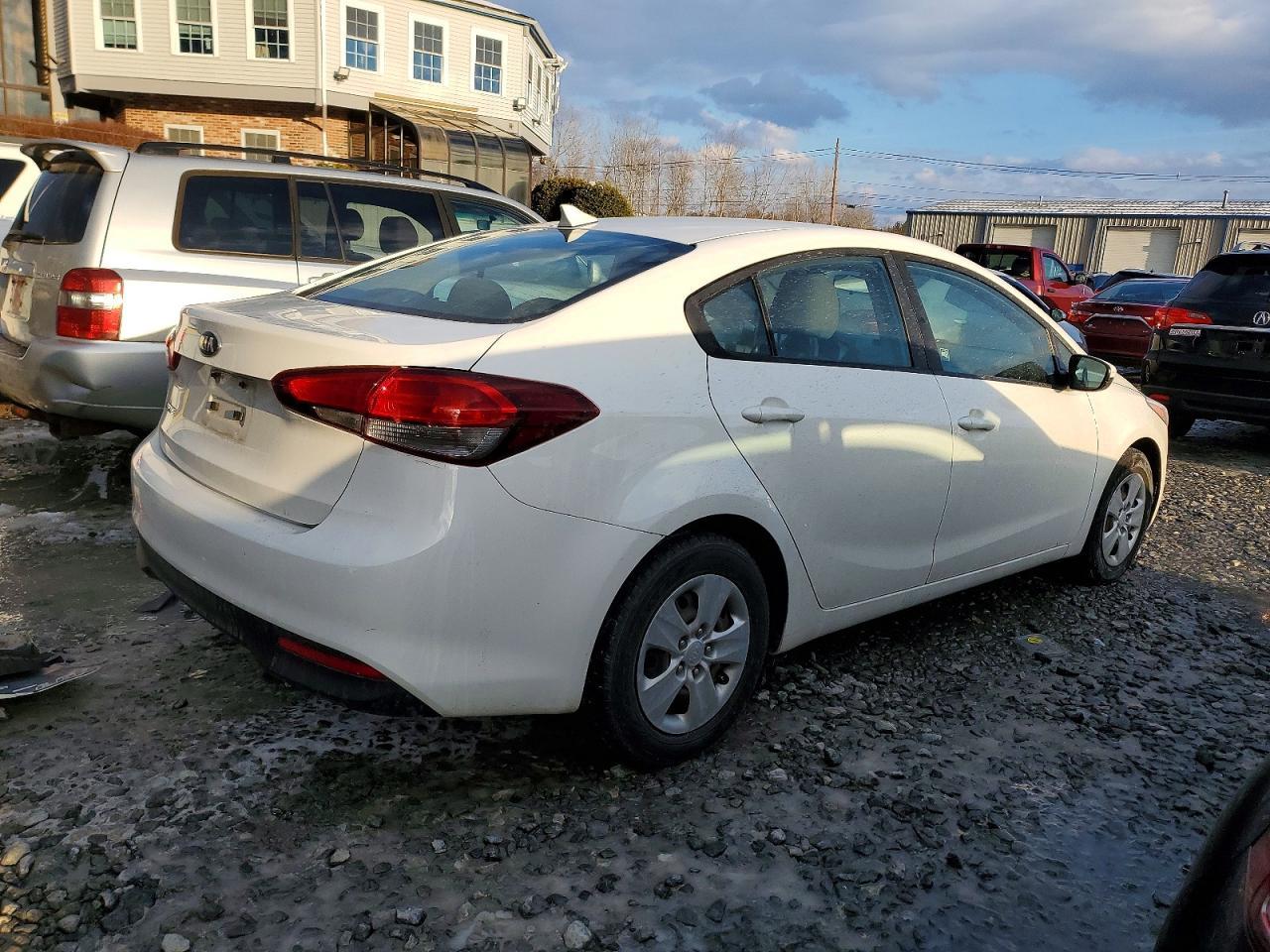 2018 KIA FORTE