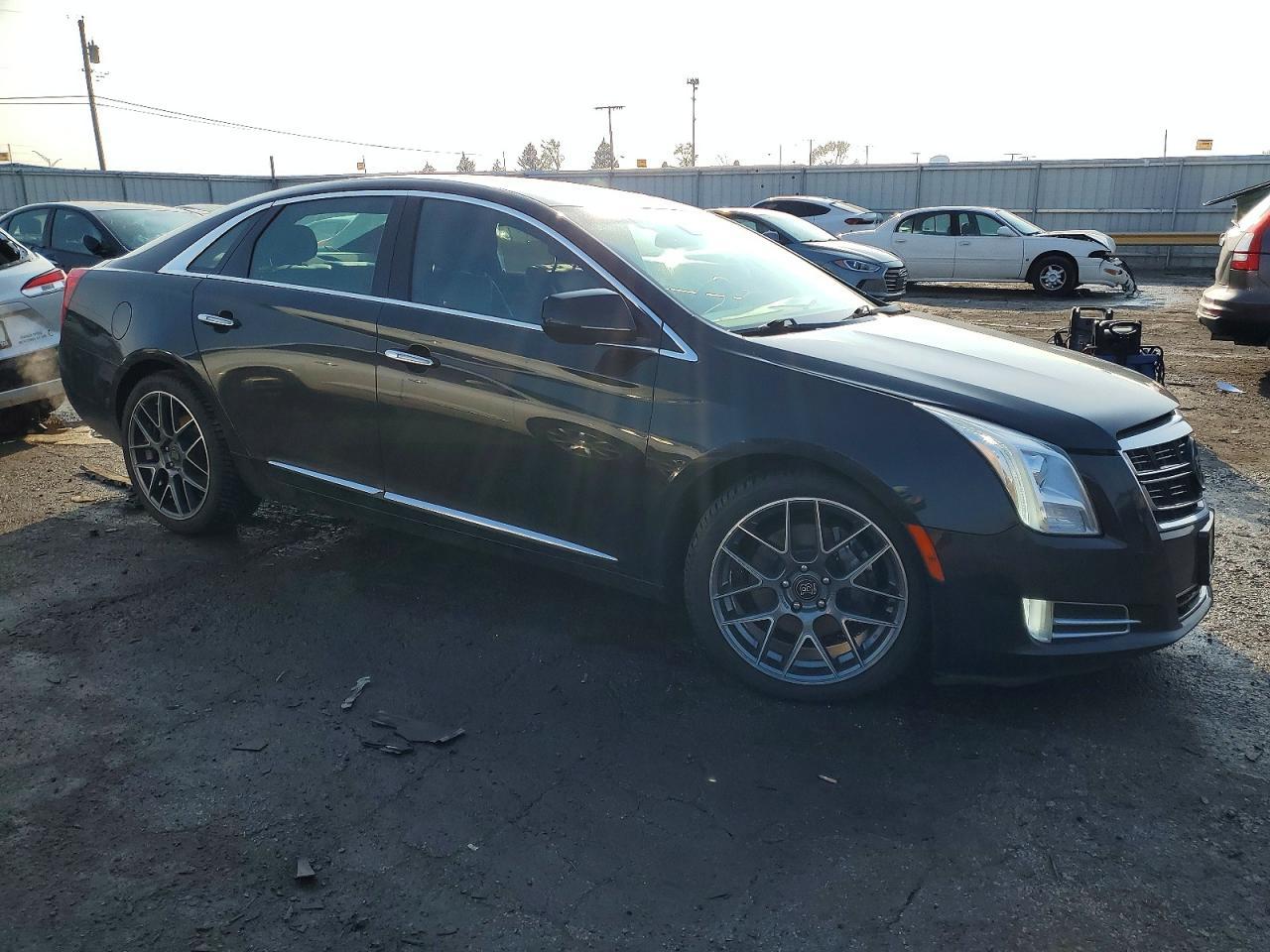 2014 CADILLAC XTS
