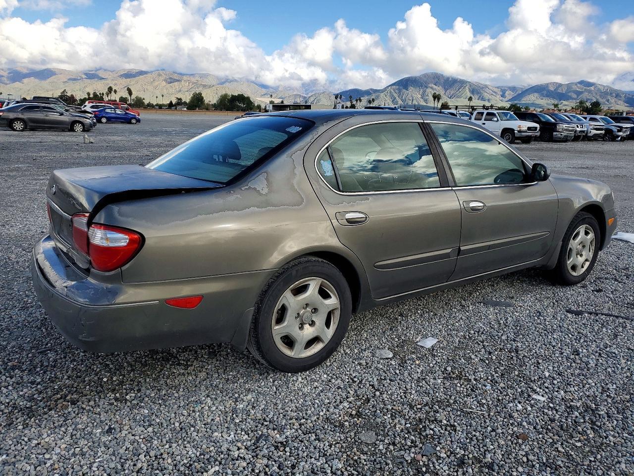 2001 INFINITI I30