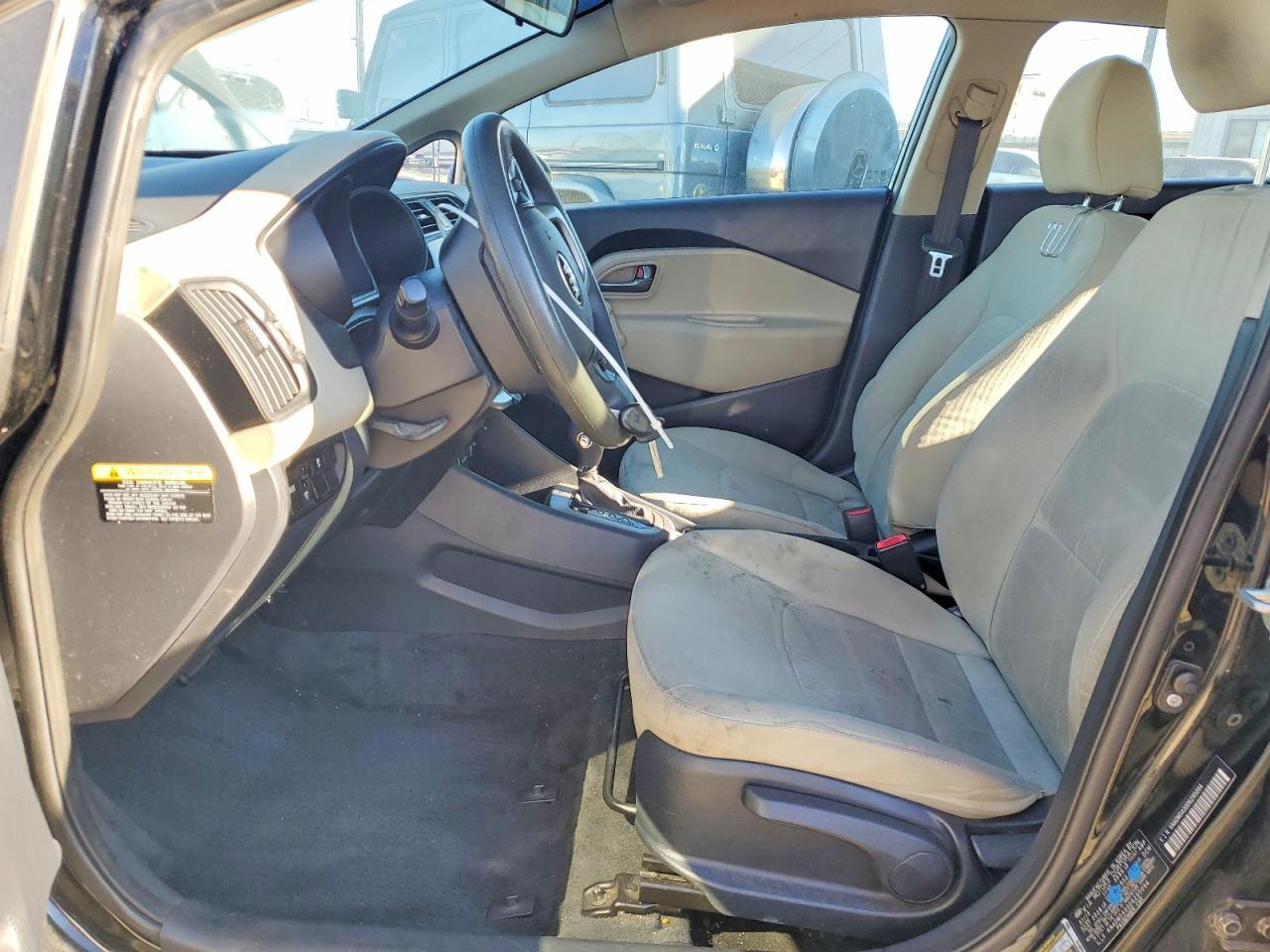 2013 KIA RIO