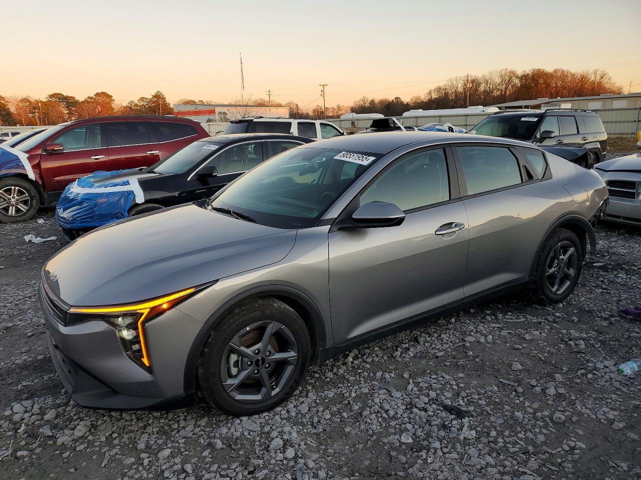 2025 KIA K4