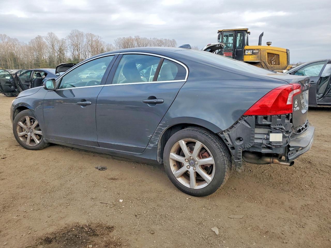 2016 VOLVO S60