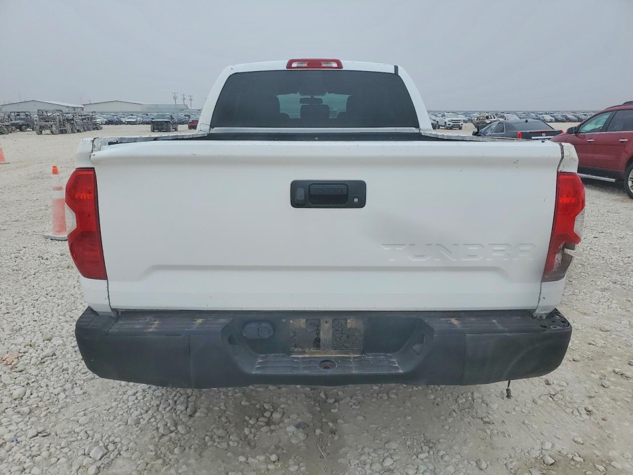 2016 TOYOTA TUNDRA