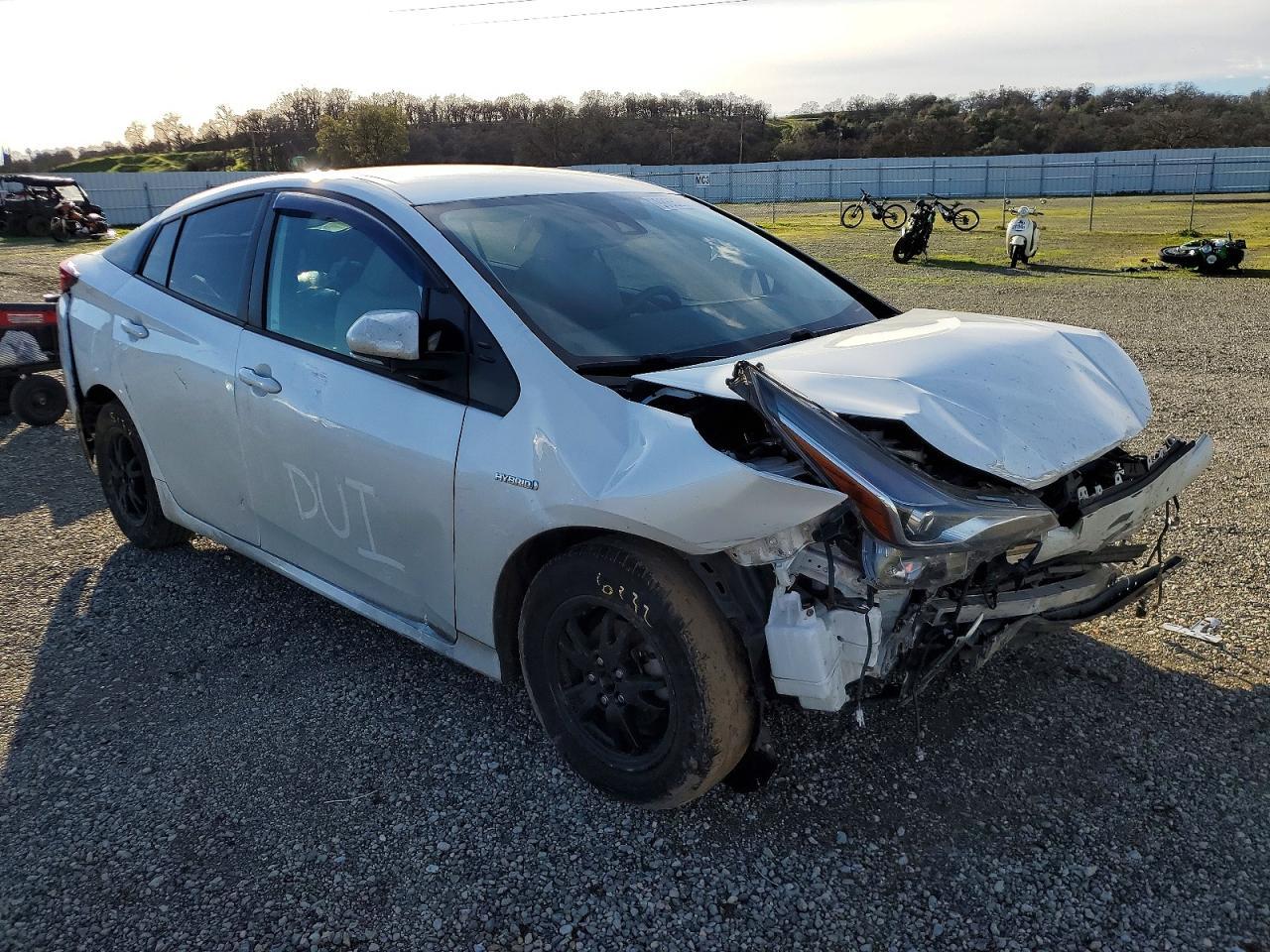 2022 TOYOTA PRIUS