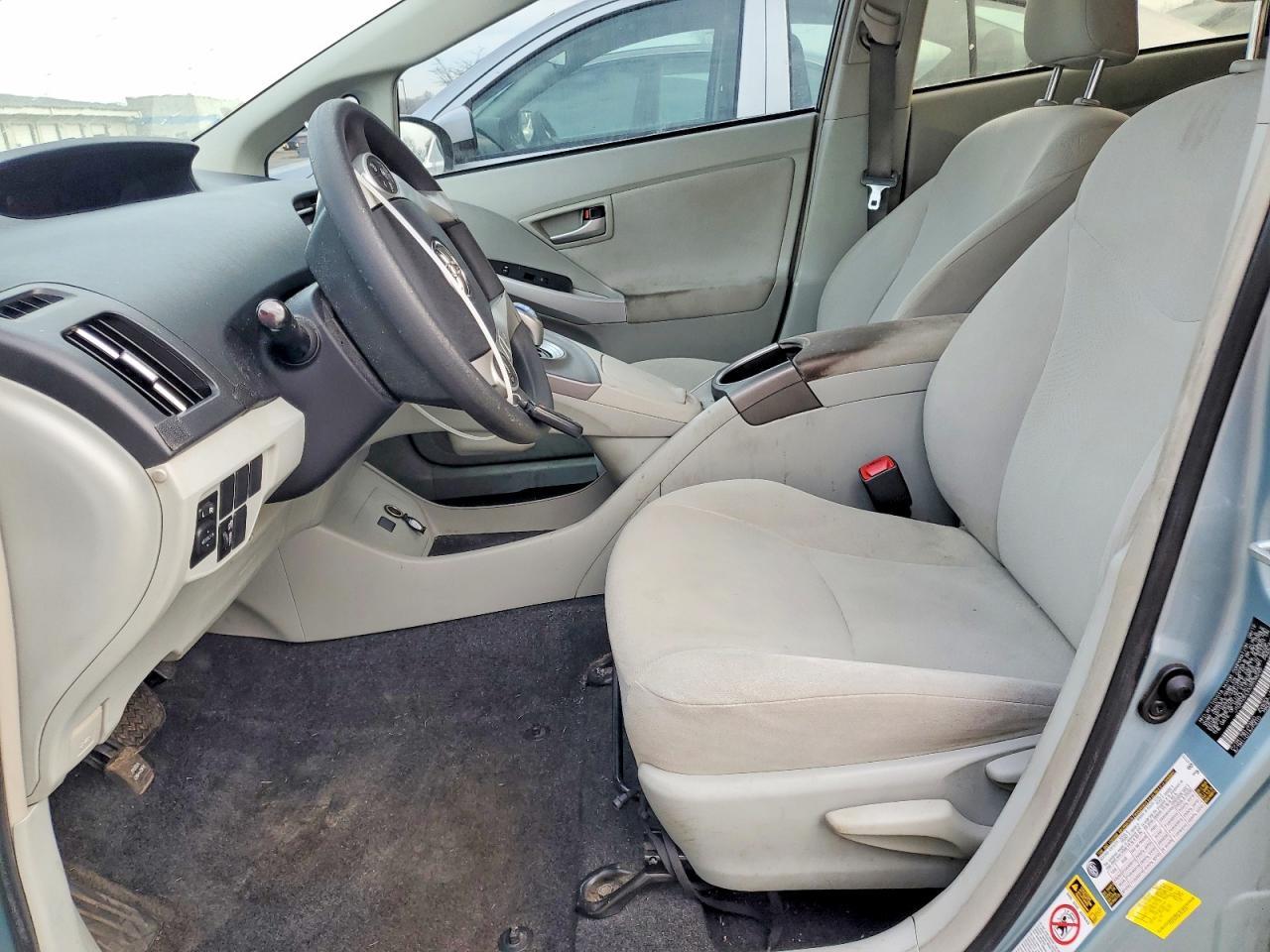 2012 TOYOTA PRIUS