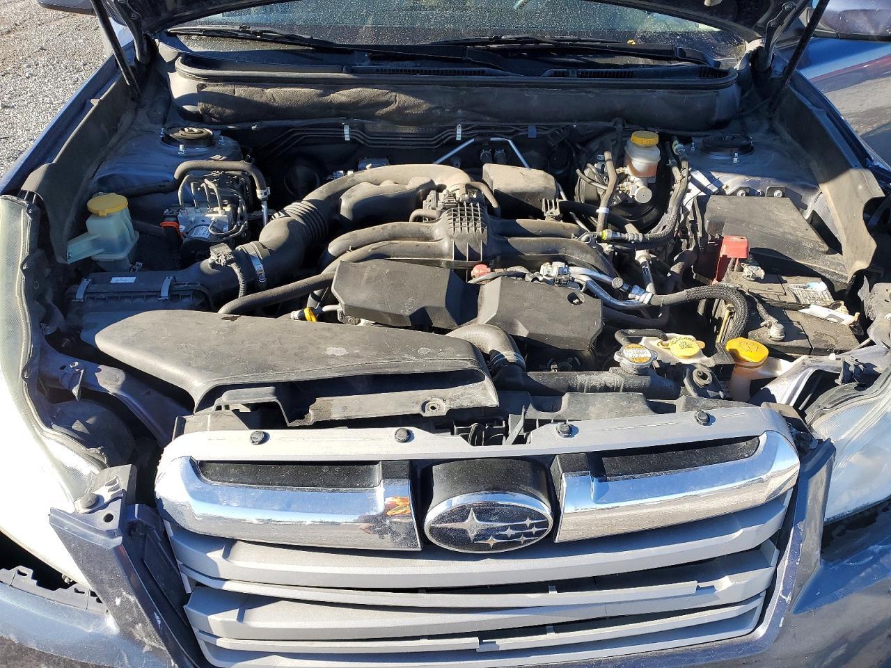 2013 SUBARU Outback