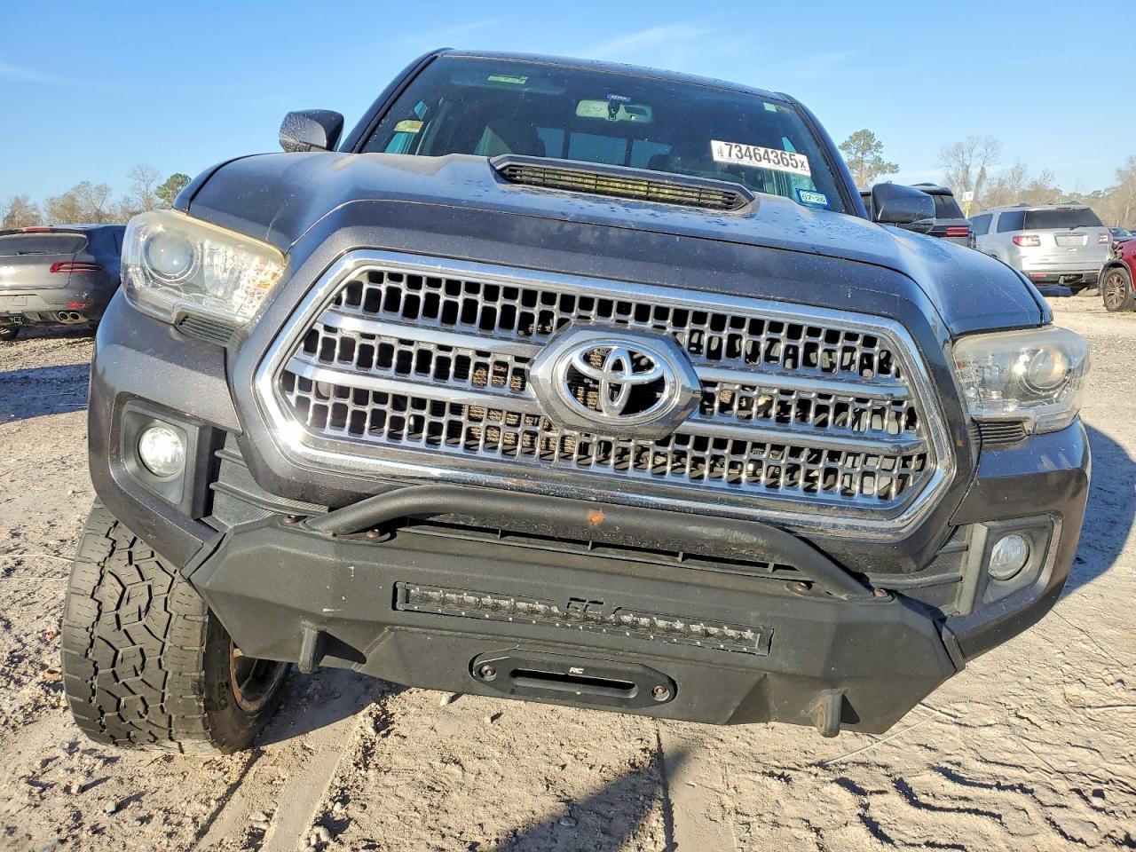 2016 TOYOTA TACOMA