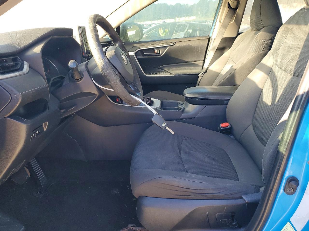 2019 TOYOTA RAV4