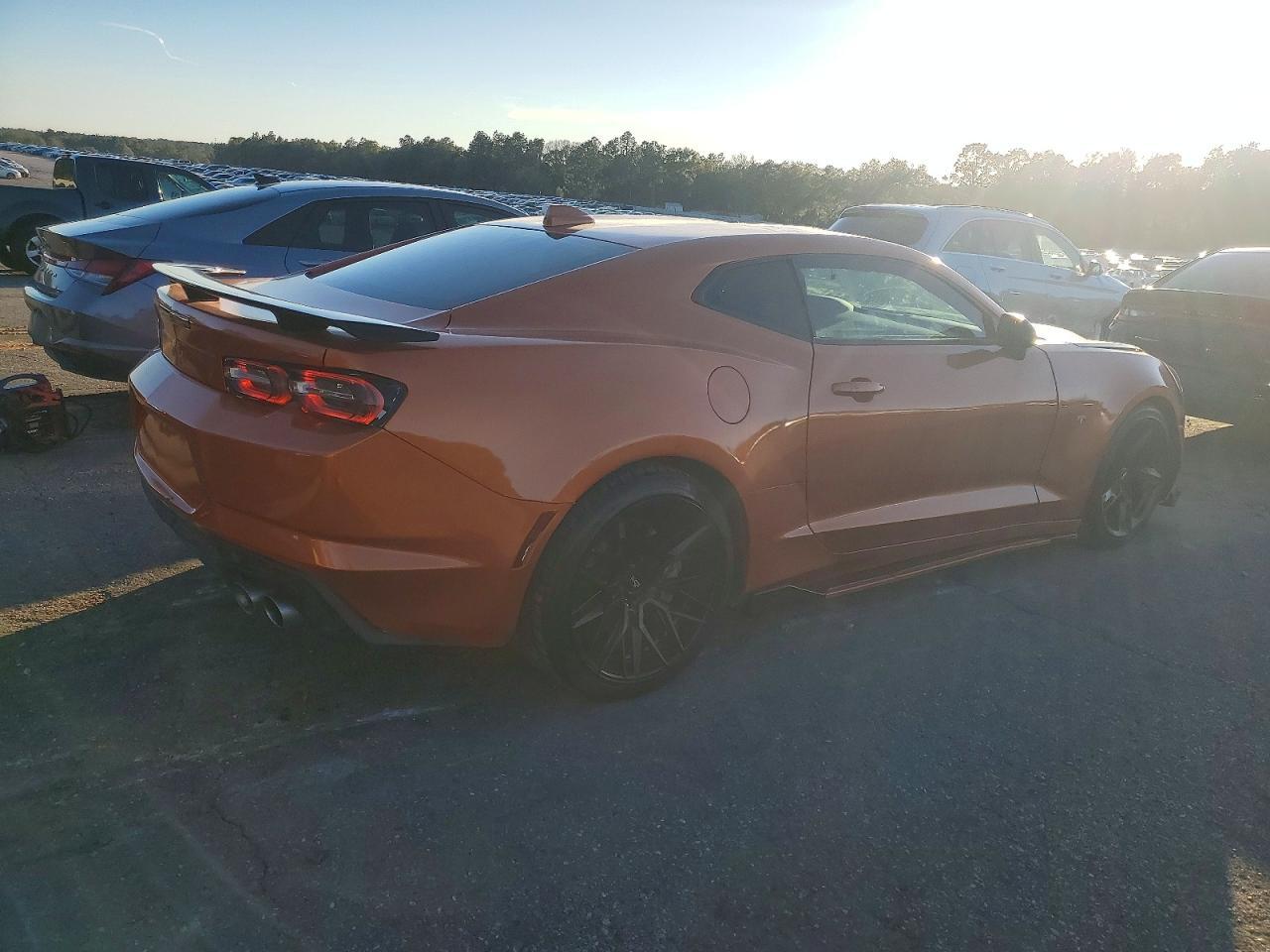 2023 CHEVROLET Camaro