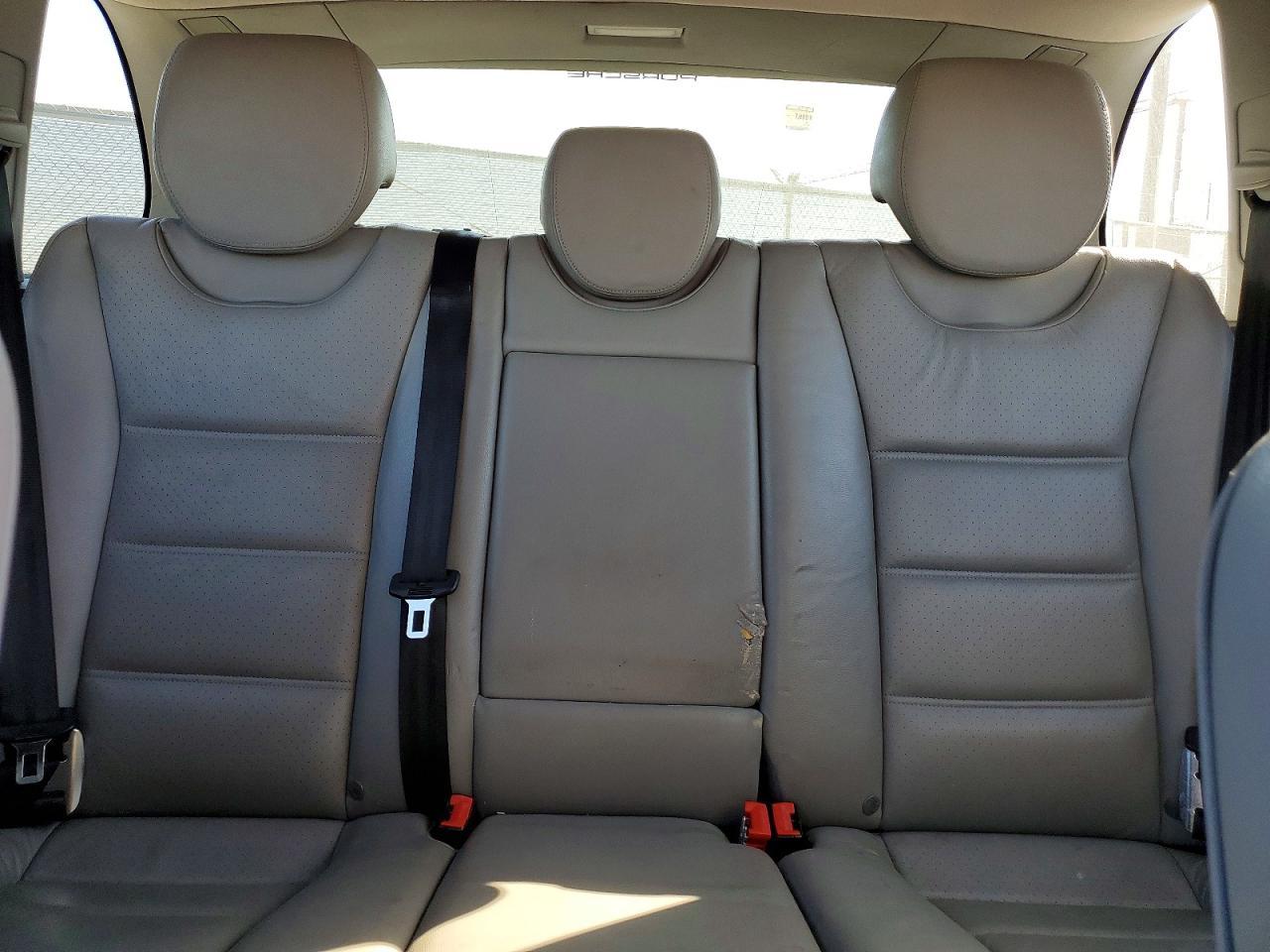 2004 PORSCHE CAYENNE
