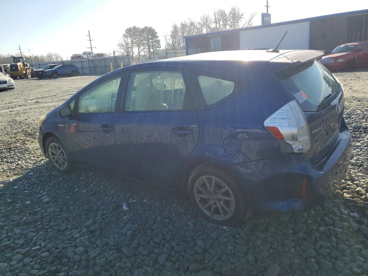 2012 TOYOTA PRIUS V