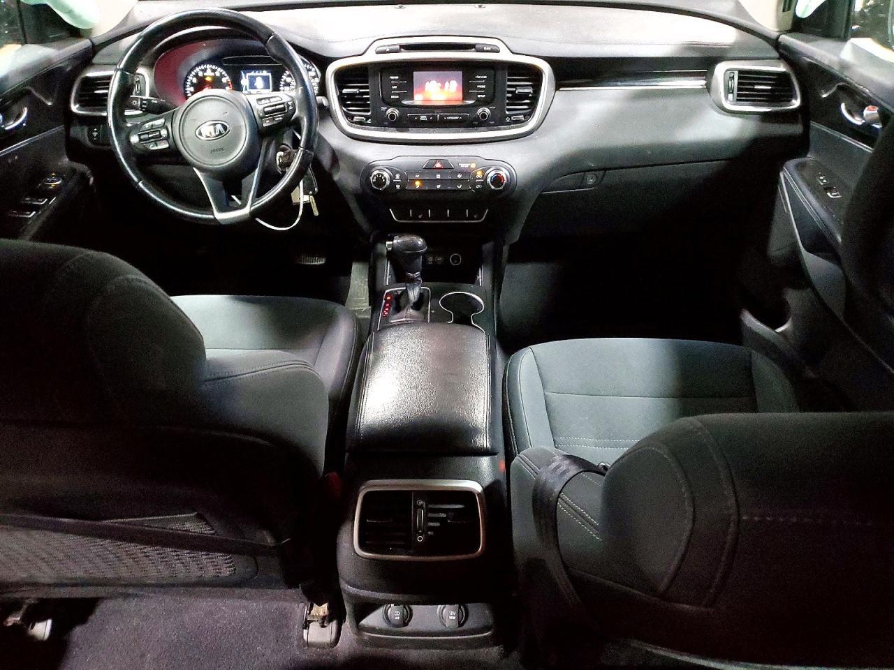 2016 KIA SORENTO