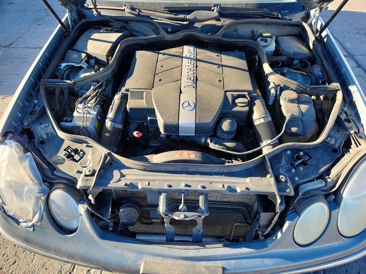 2004 MERCEDES-BENZ E-Class