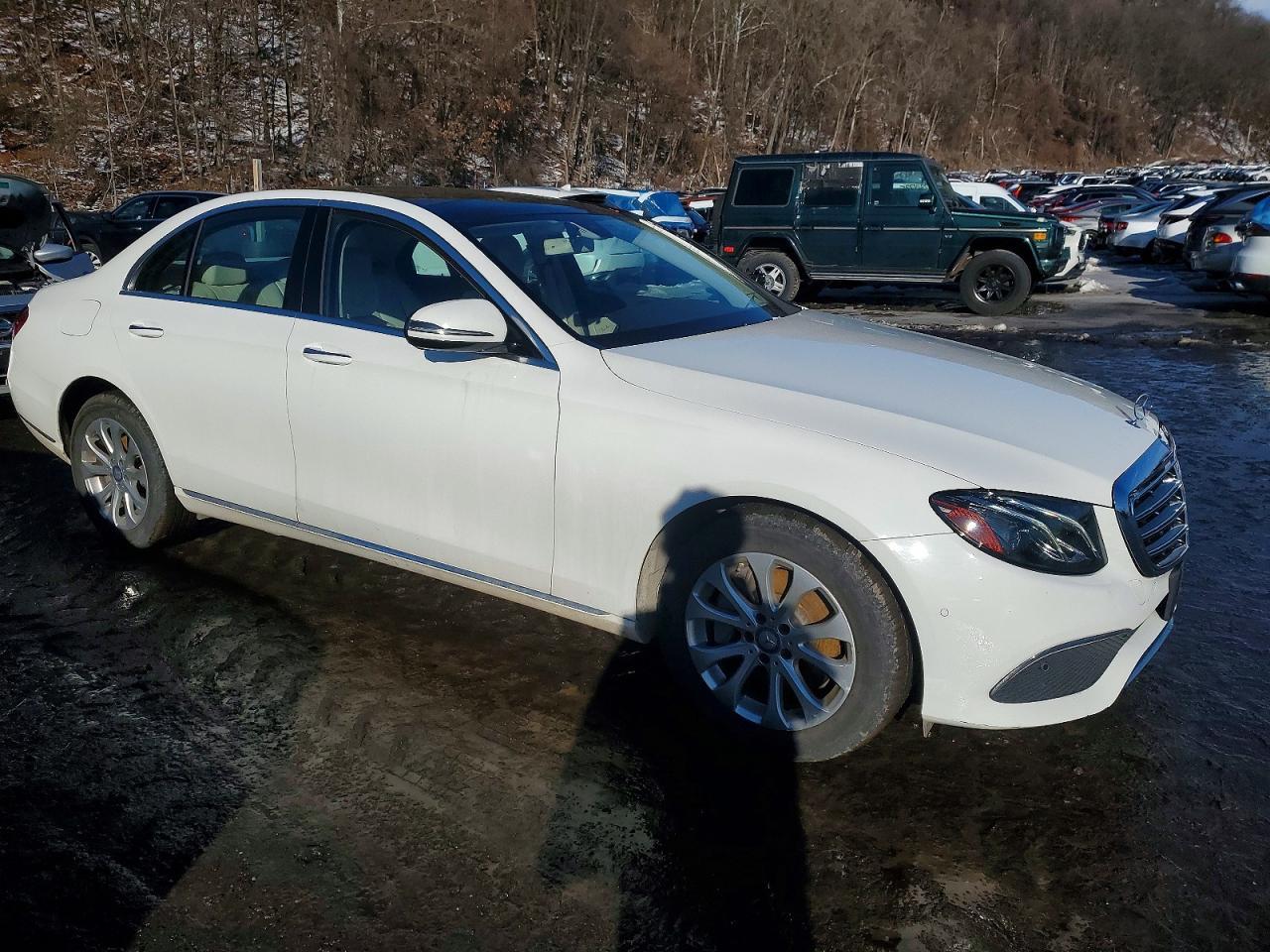 2017 MERCEDES-BENZ E-Class