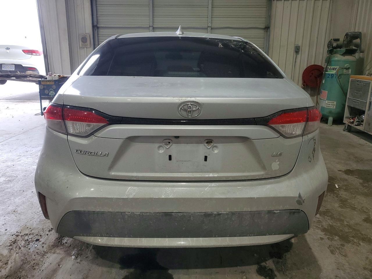 2021 TOYOTA COROLLA