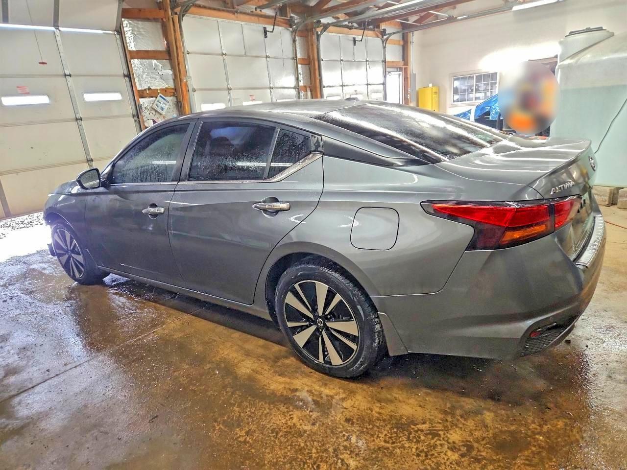 2022 NISSAN ALTIMA