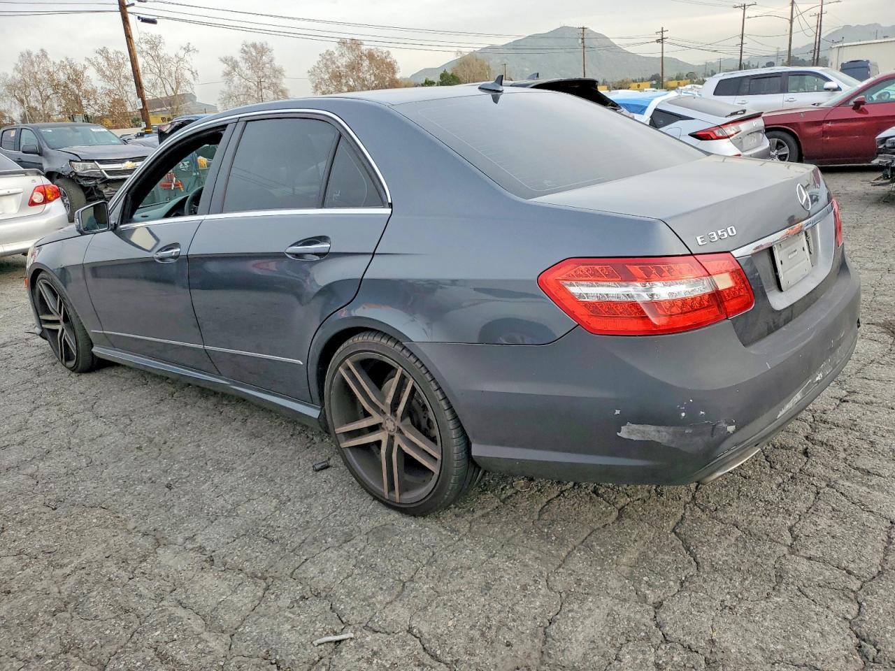 2010 MERCEDES-BENZ E-Class