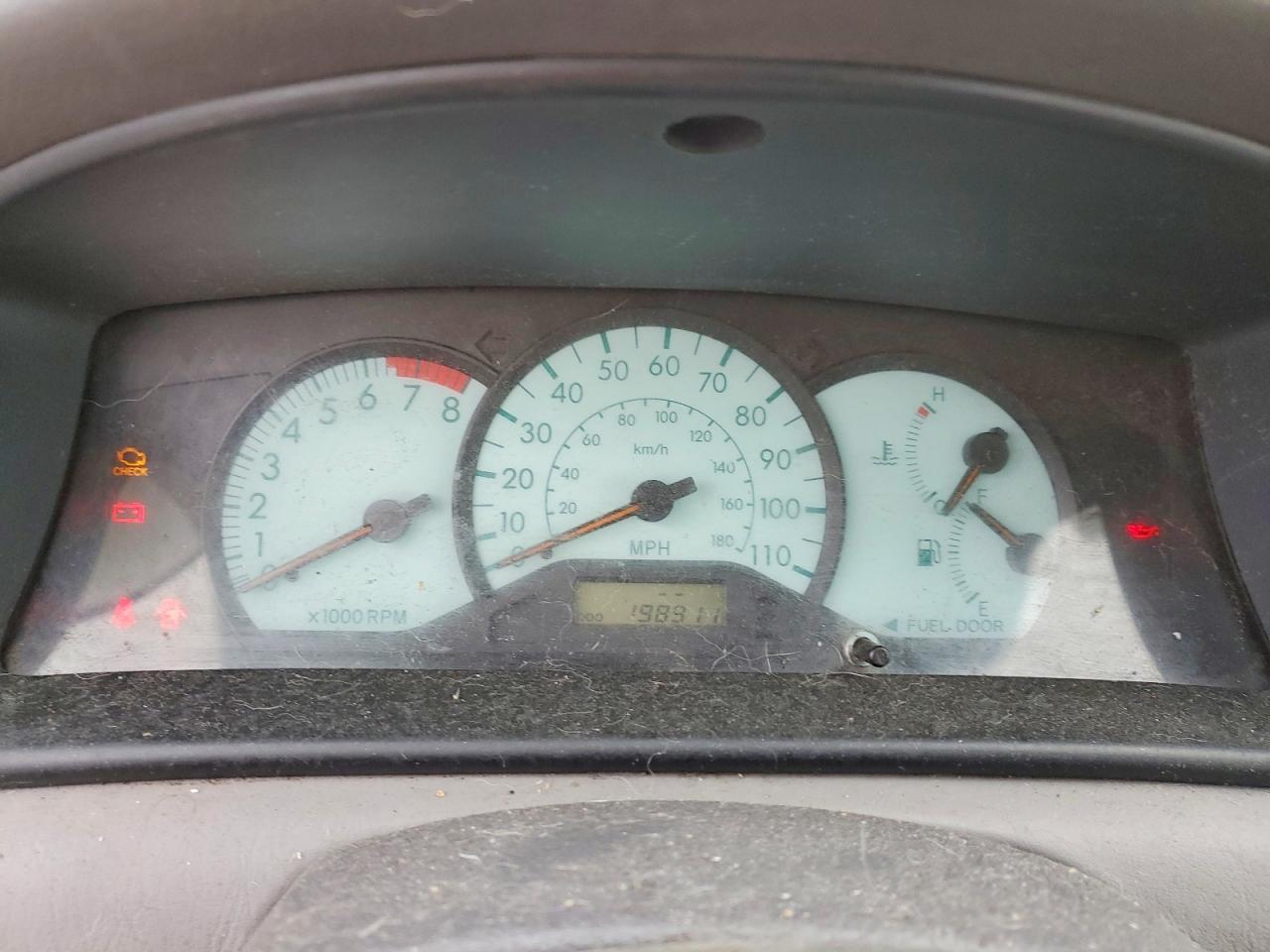 2004 TOYOTA COROLLA