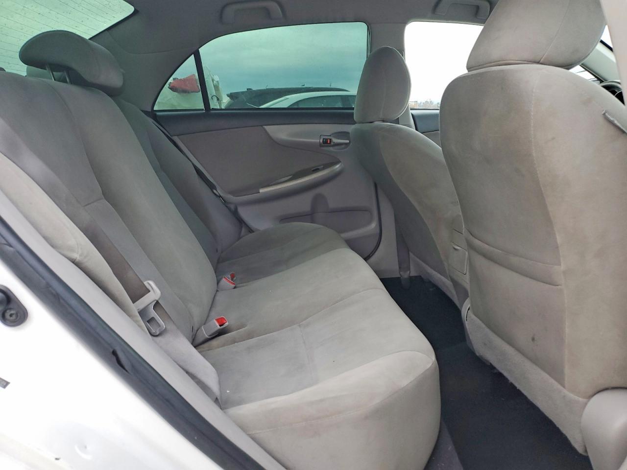 2011 TOYOTA COROLLA