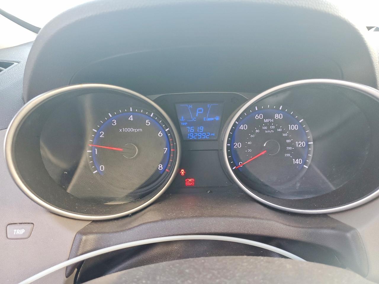 2011 HYUNDAI TUCSON