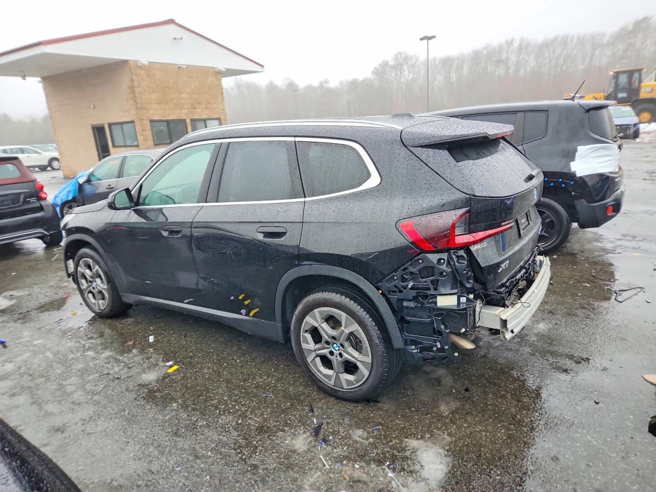 2023 BMW X1