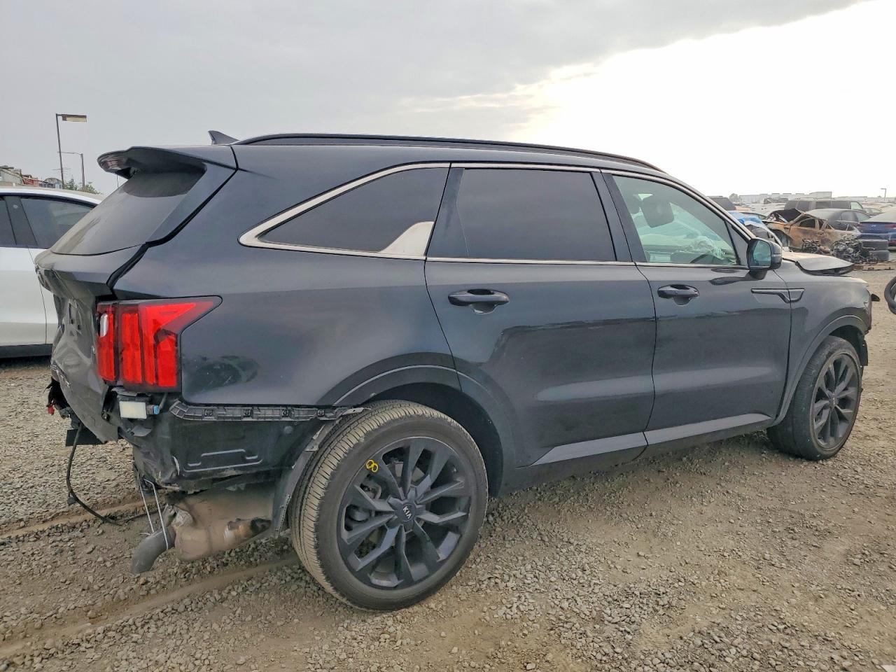 2021 KIA SORENTO