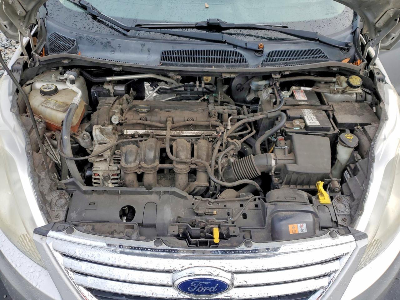 2013 FORD Fiesta