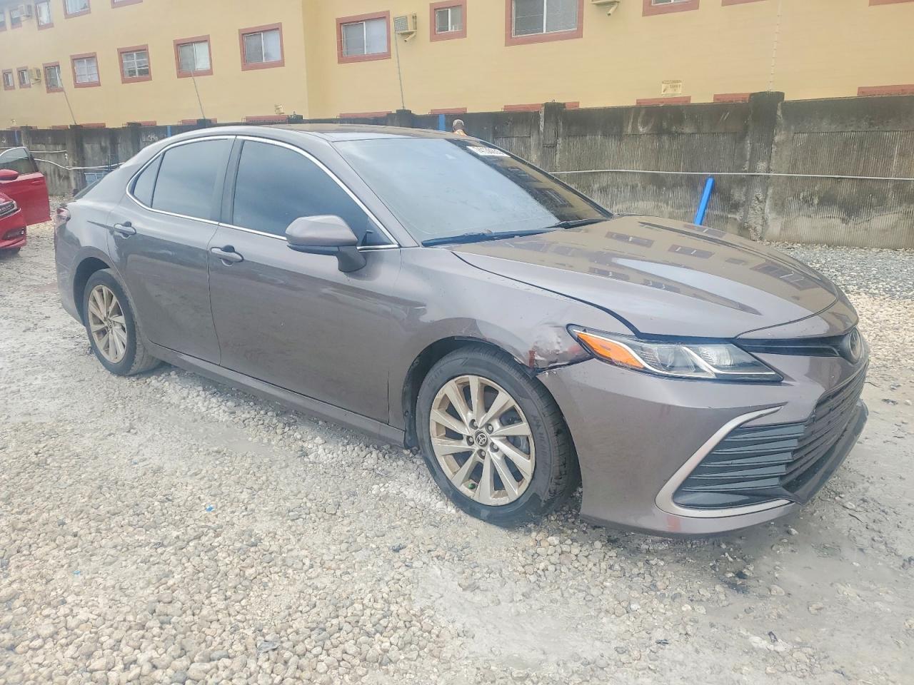 2022 TOYOTA CAMRY