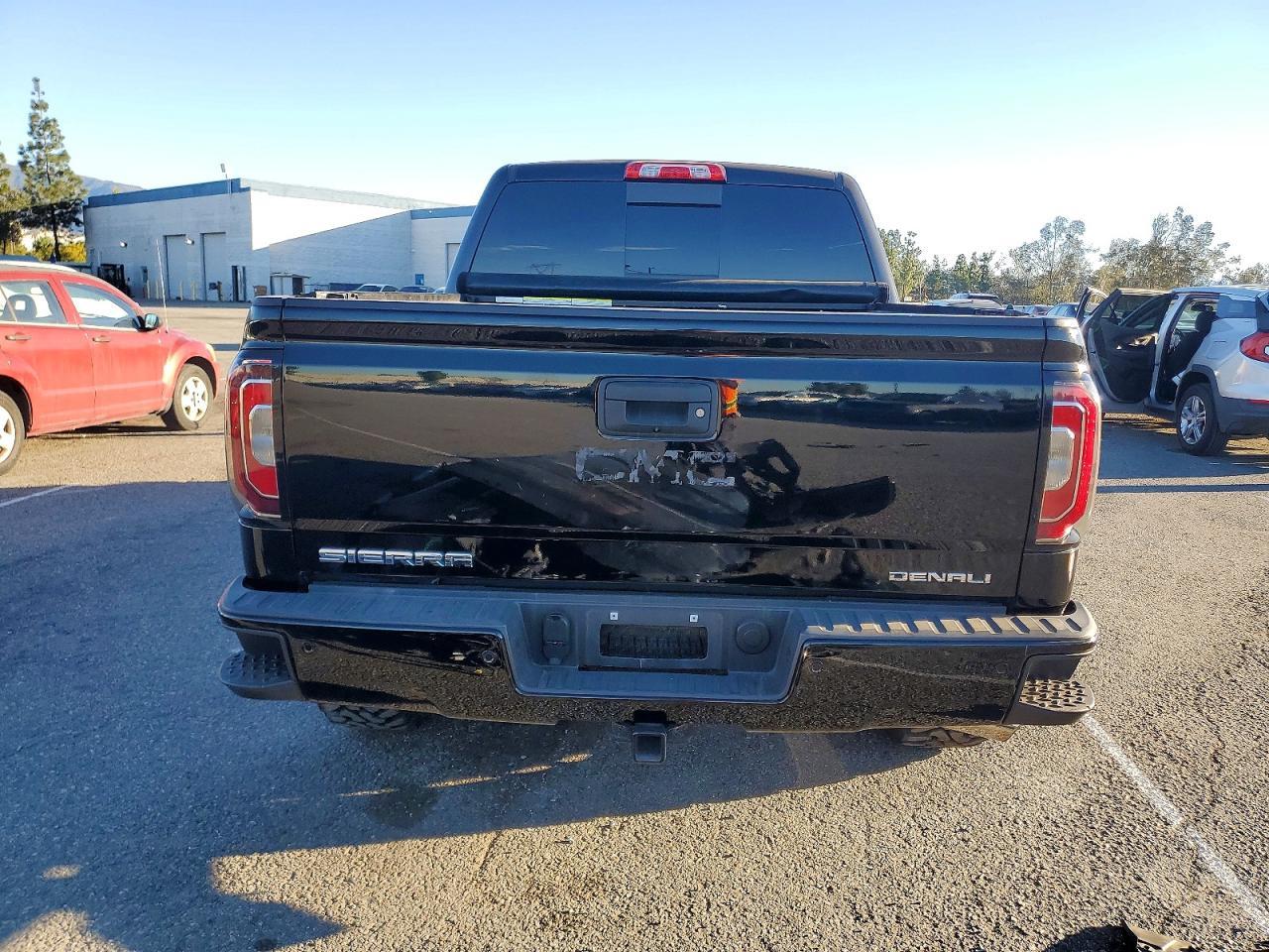 2018 GMC Sierra